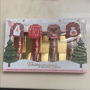 Too Faced Christmas Snuggles and Melted Kisses